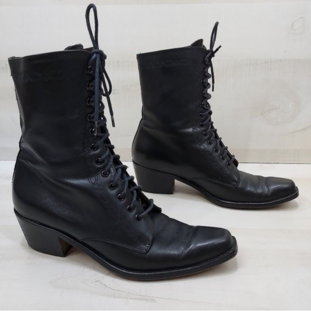 90s Vintage Guess Lace Up Boots
